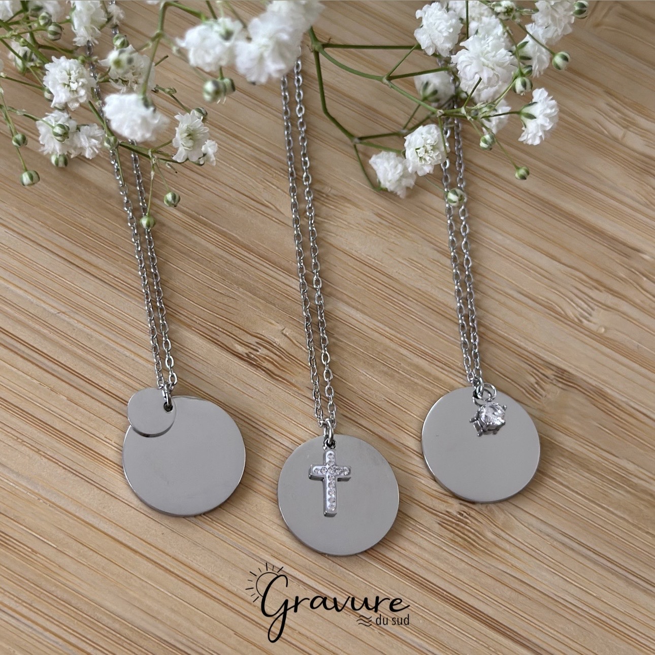 cadeau personnalise, collier medaille ronde gravee, bijou gravure texte
